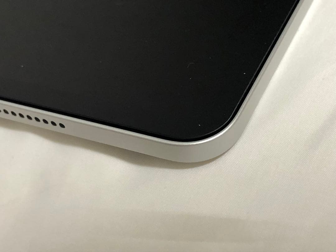 12.9インチiPad Pro（第6世代）Wi-Fi 256GB シルバー