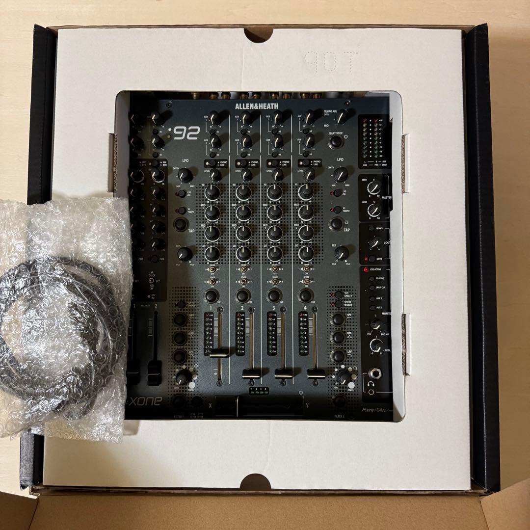 Allen & Heath Xone:92 DJミキサー　ジャンク