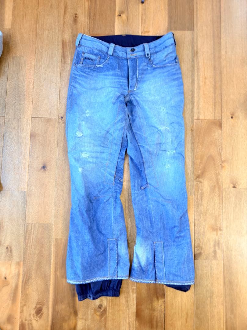 上下セットBURTON スノーボードウェア　パンツ デニムプリント