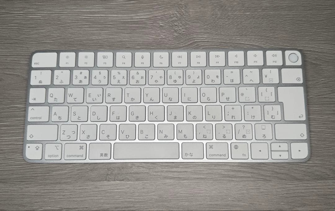 Magic Keyboard with Touch とMagic Mouse