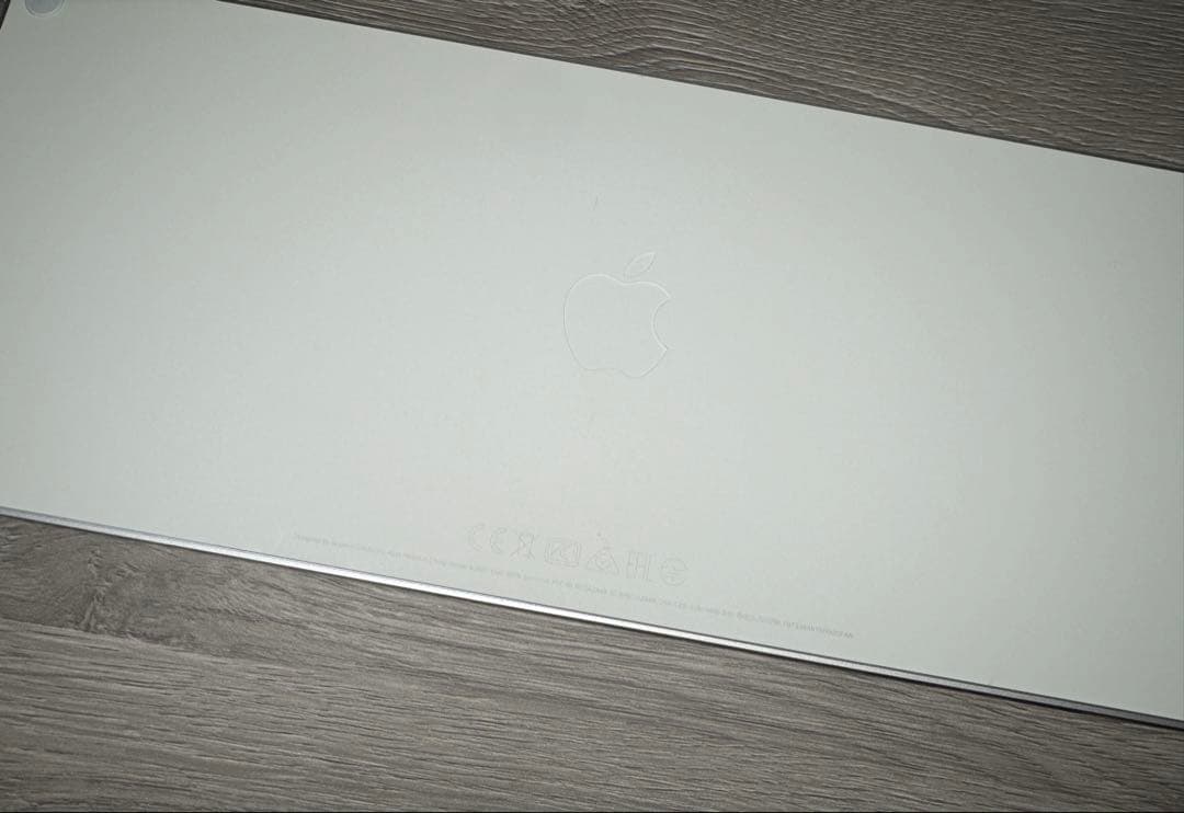 Magic Keyboard with Touch とMagic Mouse