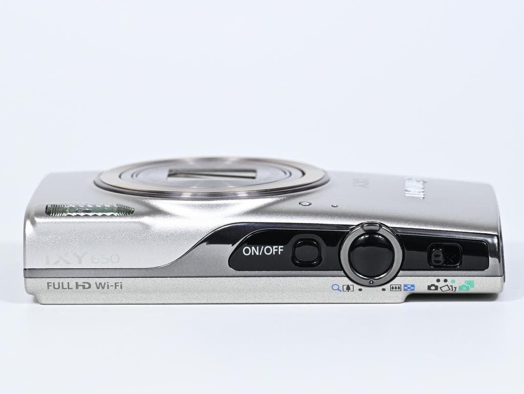 【美品】 キヤノン　Canon IXY 650 シルバー