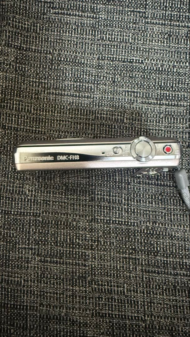LUMIX デジカメ　DMC-FH8