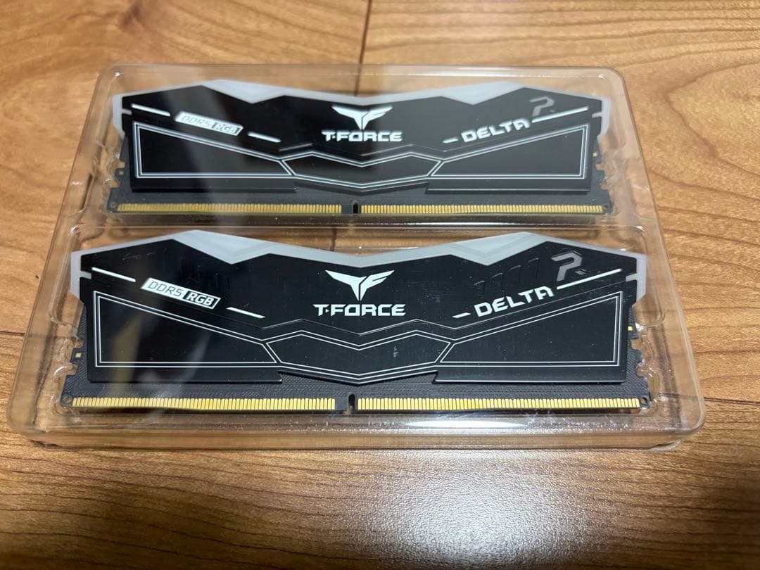メモリー T-FORCE DELTA DDR5 32GB (2x16GB)6200MHz