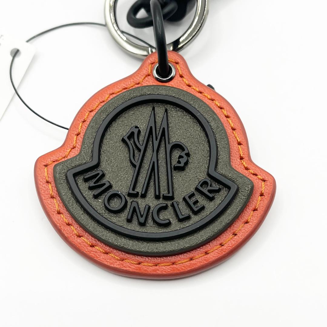 【新品】MONCLER キーホルダー キーリング バッグチャーム レザー