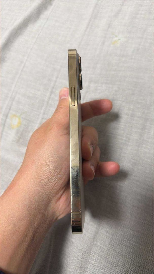 スマートフォン本体 iphone 13promax 128GB Gold
