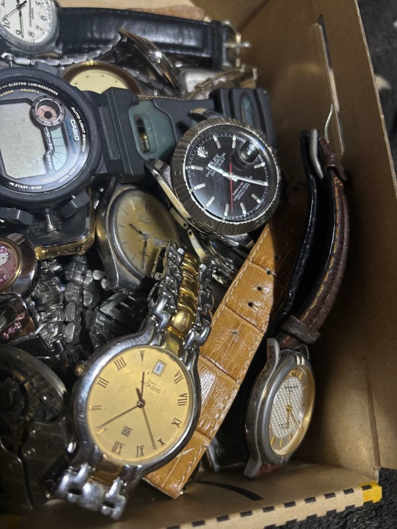 腕時計 まとめ売り ジャンク品 ７０個