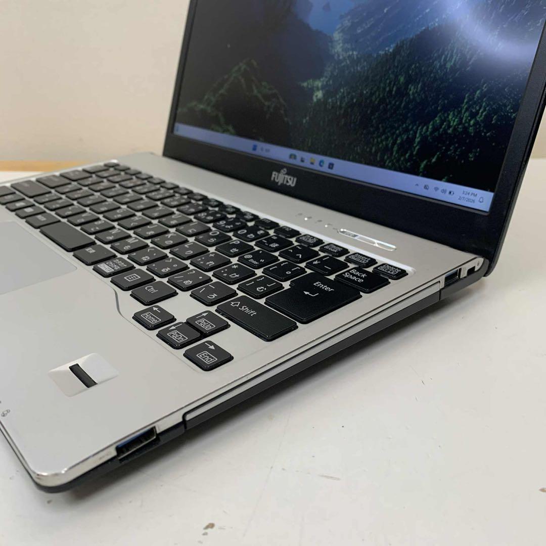 #023 富士通 LIFEBOOK U938/S i5-8350U 8GB