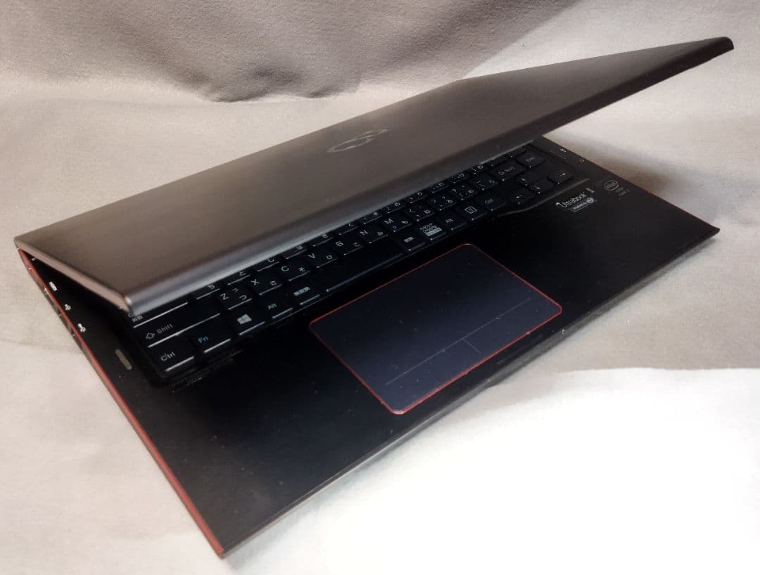 LIFEBOOK UH55M Core i7 Windows11 ノートPC