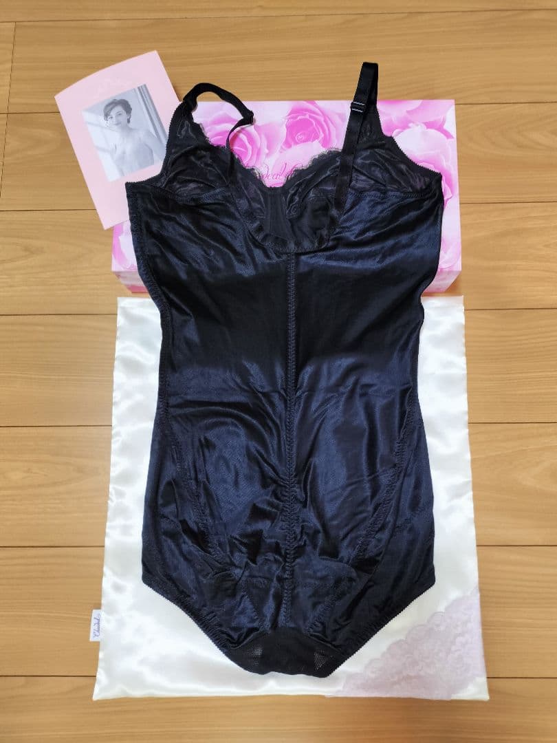 つる　シャンデール　補正下着ボディースーツ E90ロング