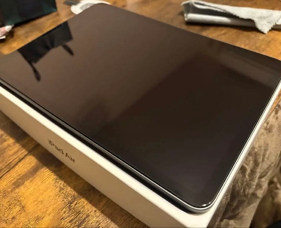 美品　Apple iPad Air 4世代　スペースグレー 64GB