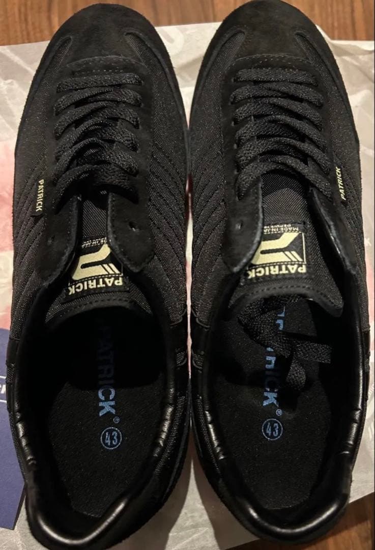 B*C様 限定1 格安スタート　新品　未使用　パトリック スニーカー　スペース