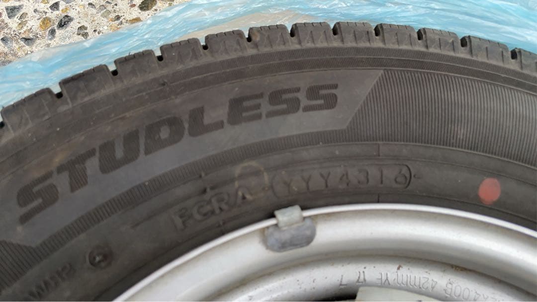 朝*奈様 ヨコハマiceGUARDスタッドレス鉄チン4本set145R12-80