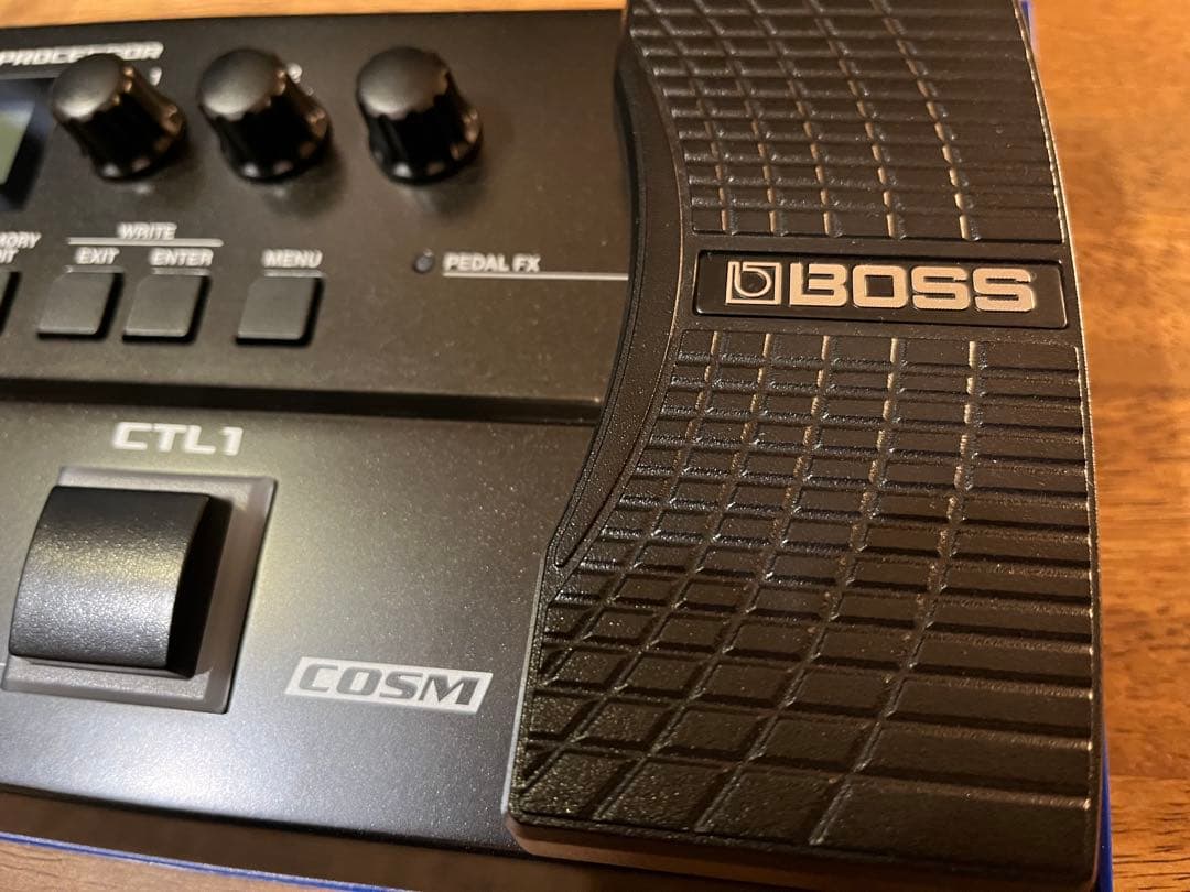 【ピザ食べたよ】BOSS GT-1 電源アダプター