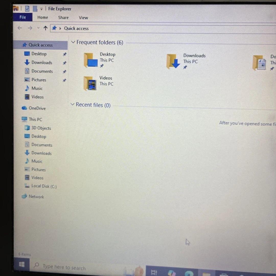 TOSHIBA dynabook i7-6600U 15.6インチ