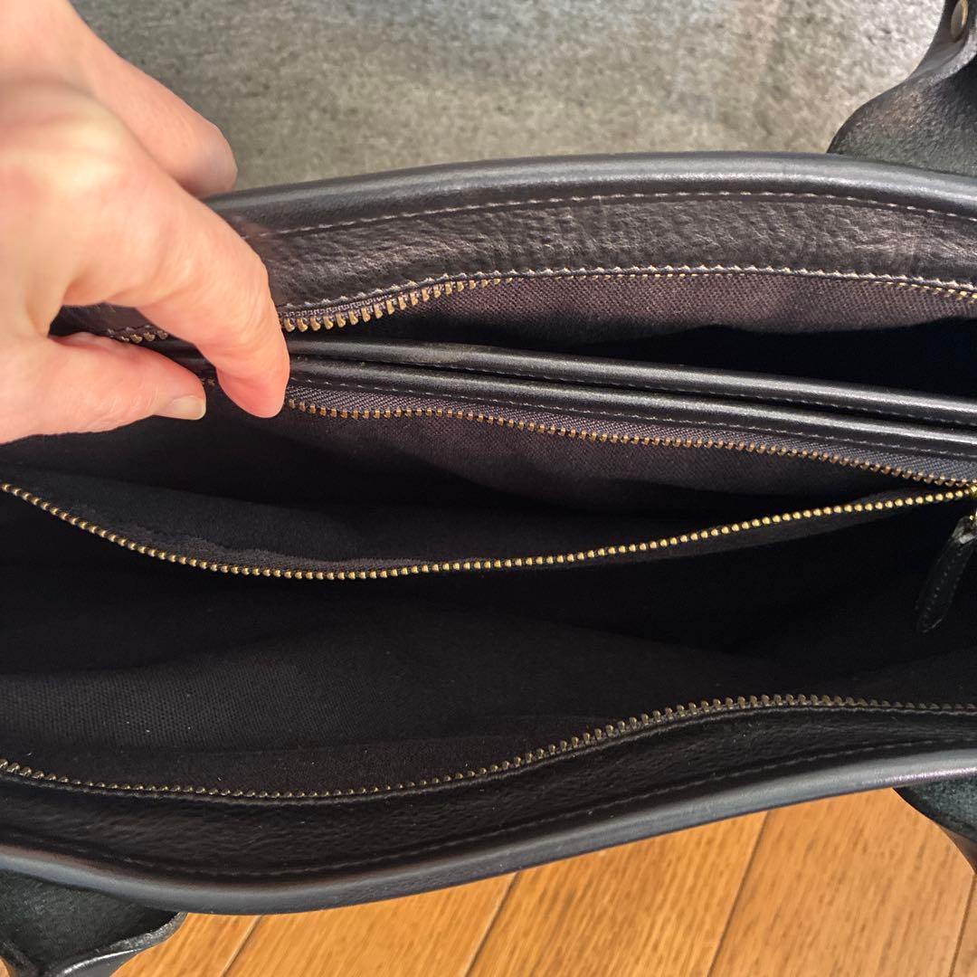 Felisiレザーブリーフケース