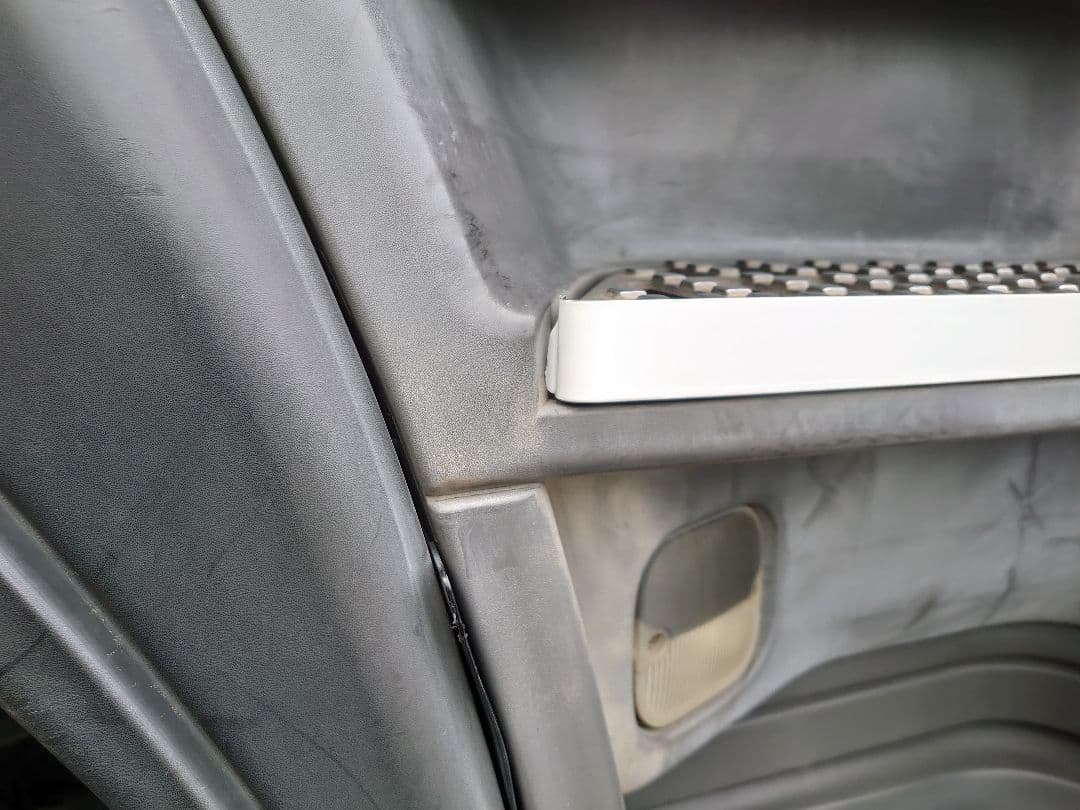 ニューギガ　アルミ縞板✕サイド鏡面、鱗ステン　ボルトナット付き