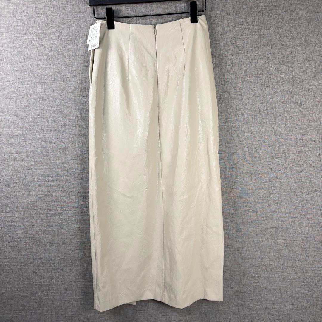 【新品未使用】ETRE TOKYO　フェイクレザーラップスカート　Mサイズ