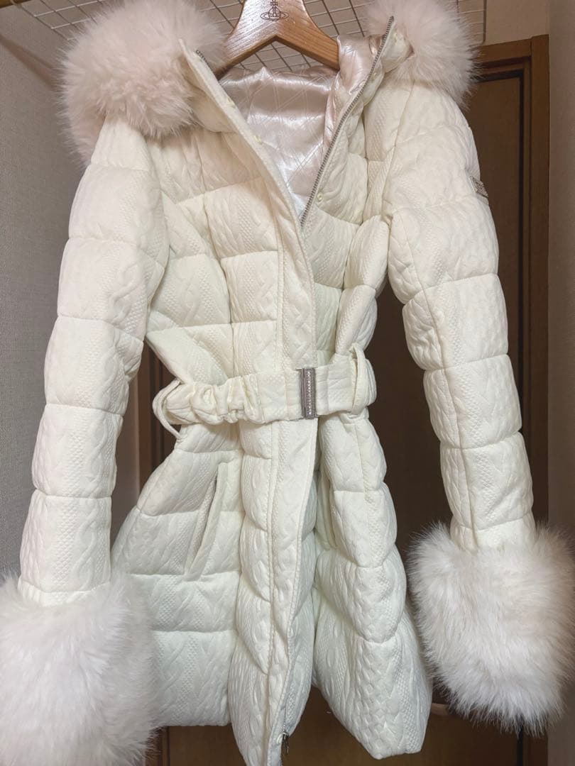 ミシェルマカロン ケーブル柄ベルト付きダウンコート ダウンコート フリーサイズ