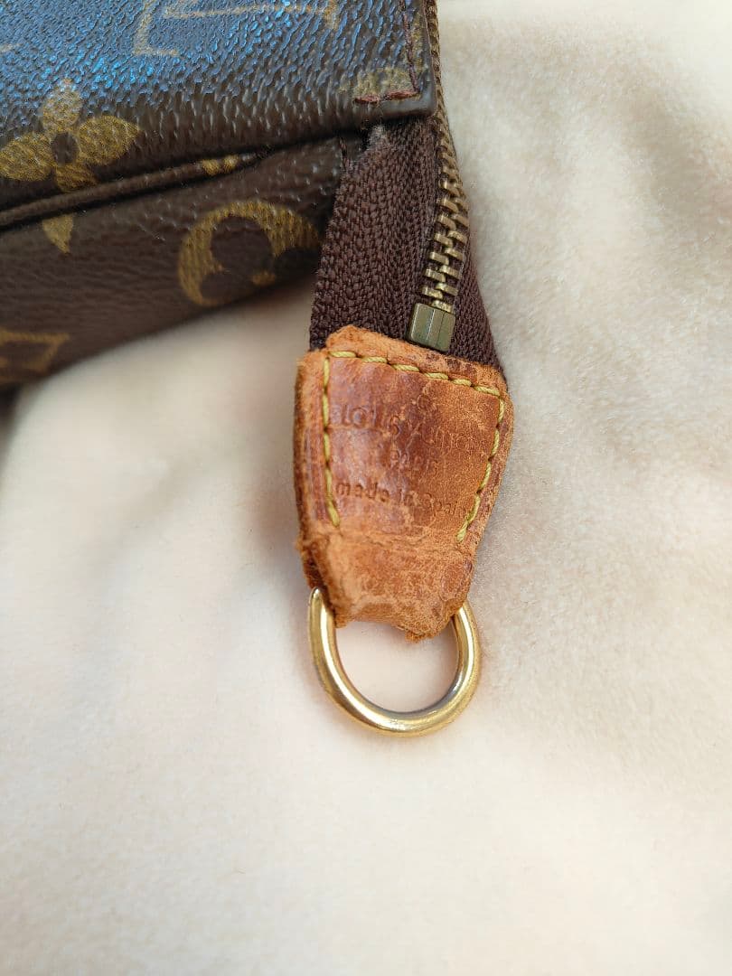 ルイヴィトン アクセサリーポーチ　アクセソワール　モノグラム