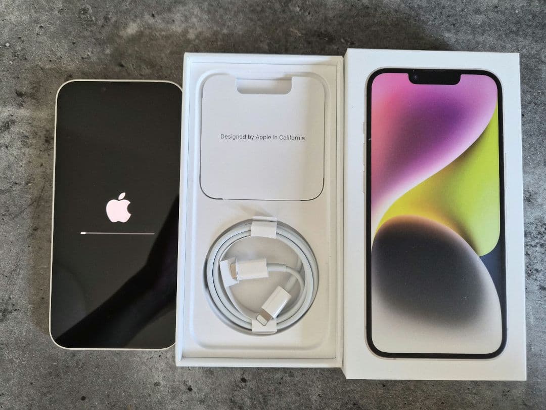 【美品/箱あり】Apple iPhone 14 スターライト 128GB