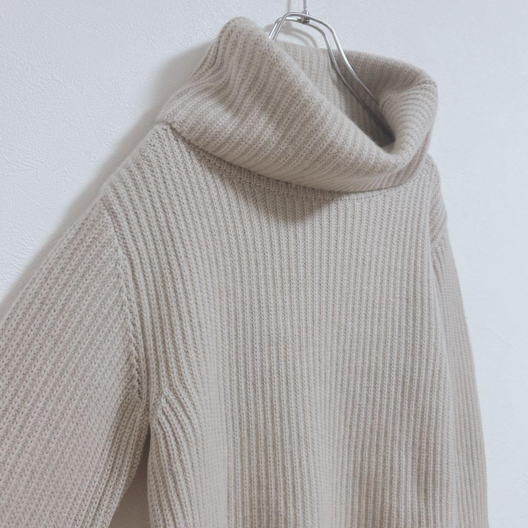 フォクシー　ニット　セーター　カシミヤ100　タートルネック　ゆったり　Ｍ