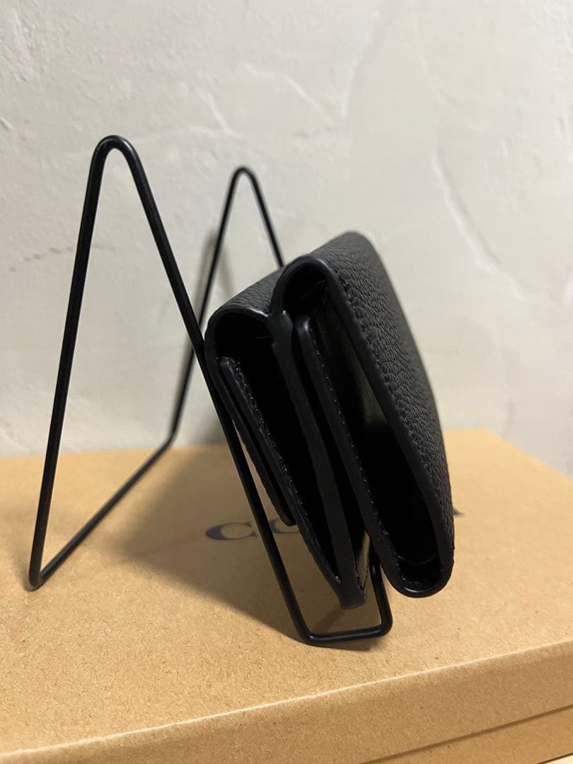 ✨️新品未使用✨️COACH ブラック 三つ折り財布