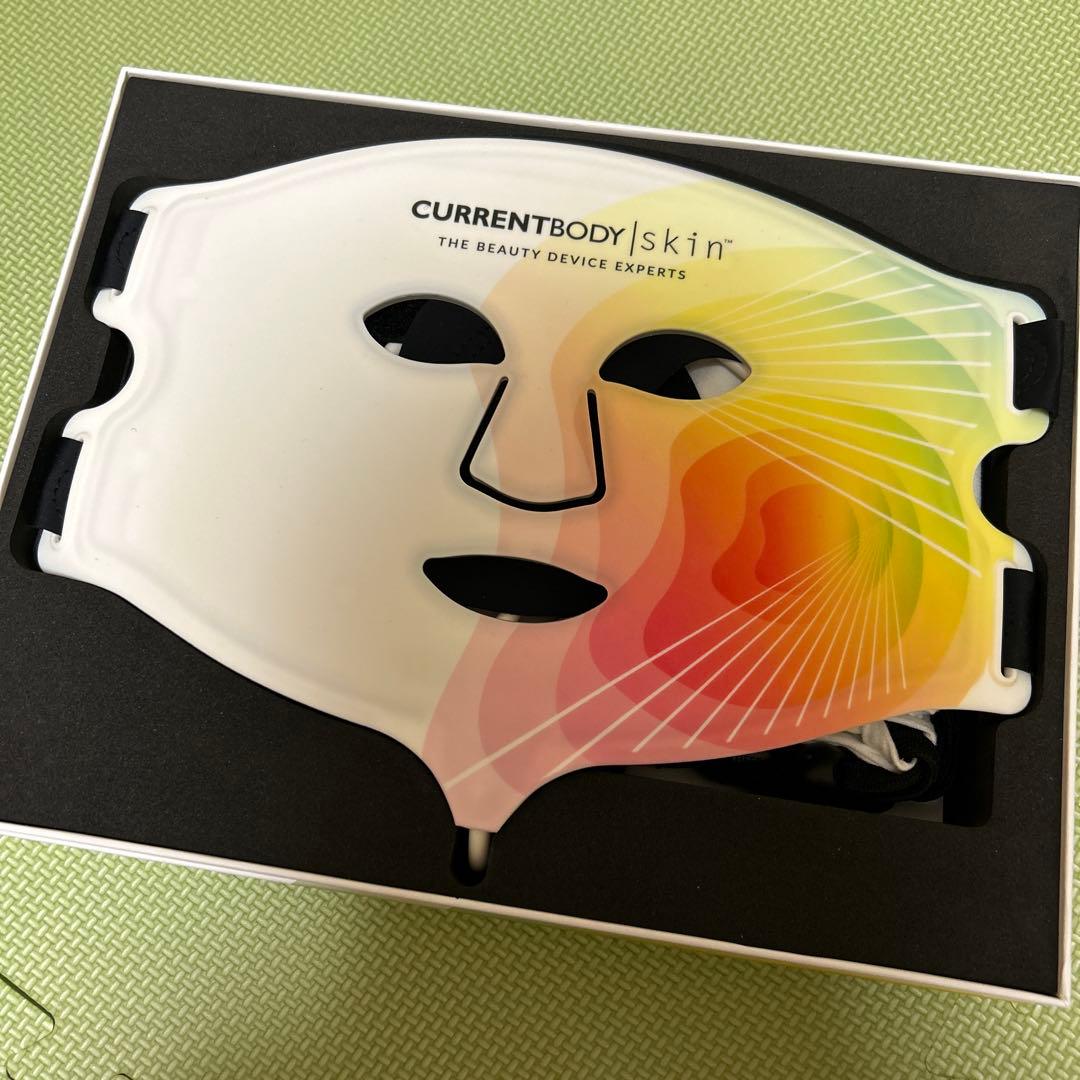 カレントボディ　4in1 LEDフェイスマスク