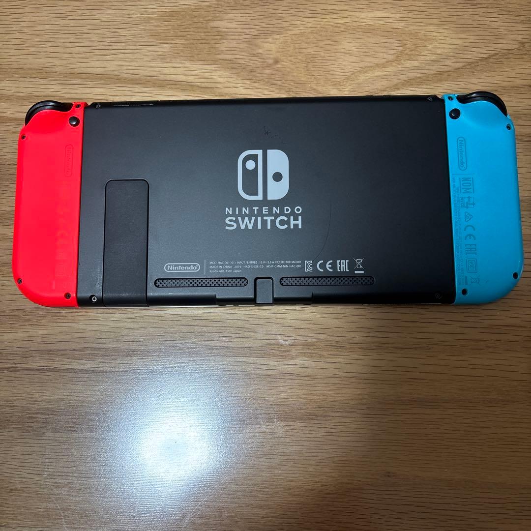 【バッテリー強化版】Nintendo Switch本体 （収納ケース付き）