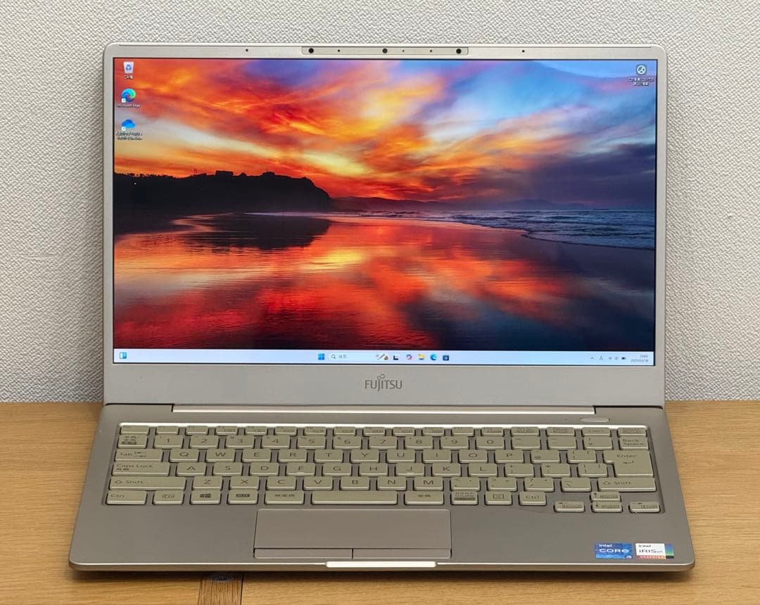 富士通 LIFEBOOK CH75/E3 Core i5/8GB/256GB
