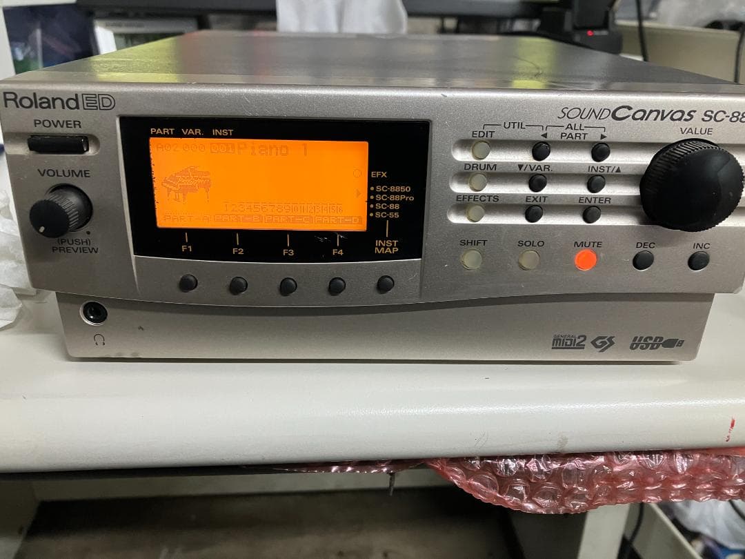 Roland SC-8850 音源モジュール