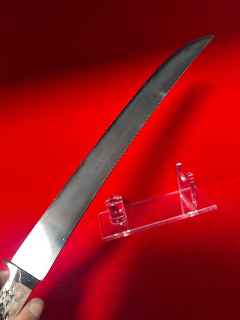 01580 鉈　剣鉈　先丸型　片刃　刃文綺麗　切味抜群　玉鋼　甲伏鍛　未使用品