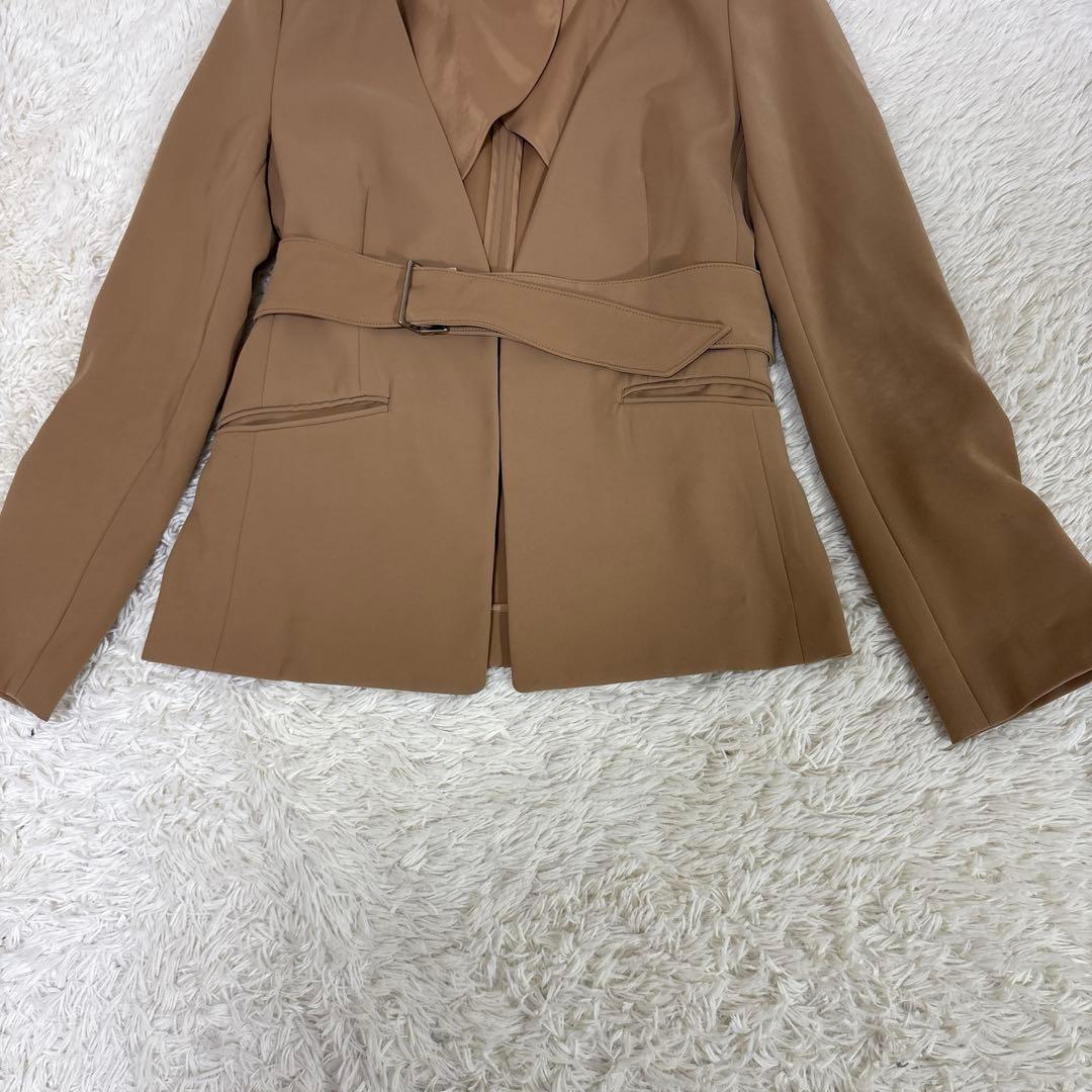 美品　プラステ　ノーカラー　セットアップXS　ベージュ　ポリエステル　ベルト