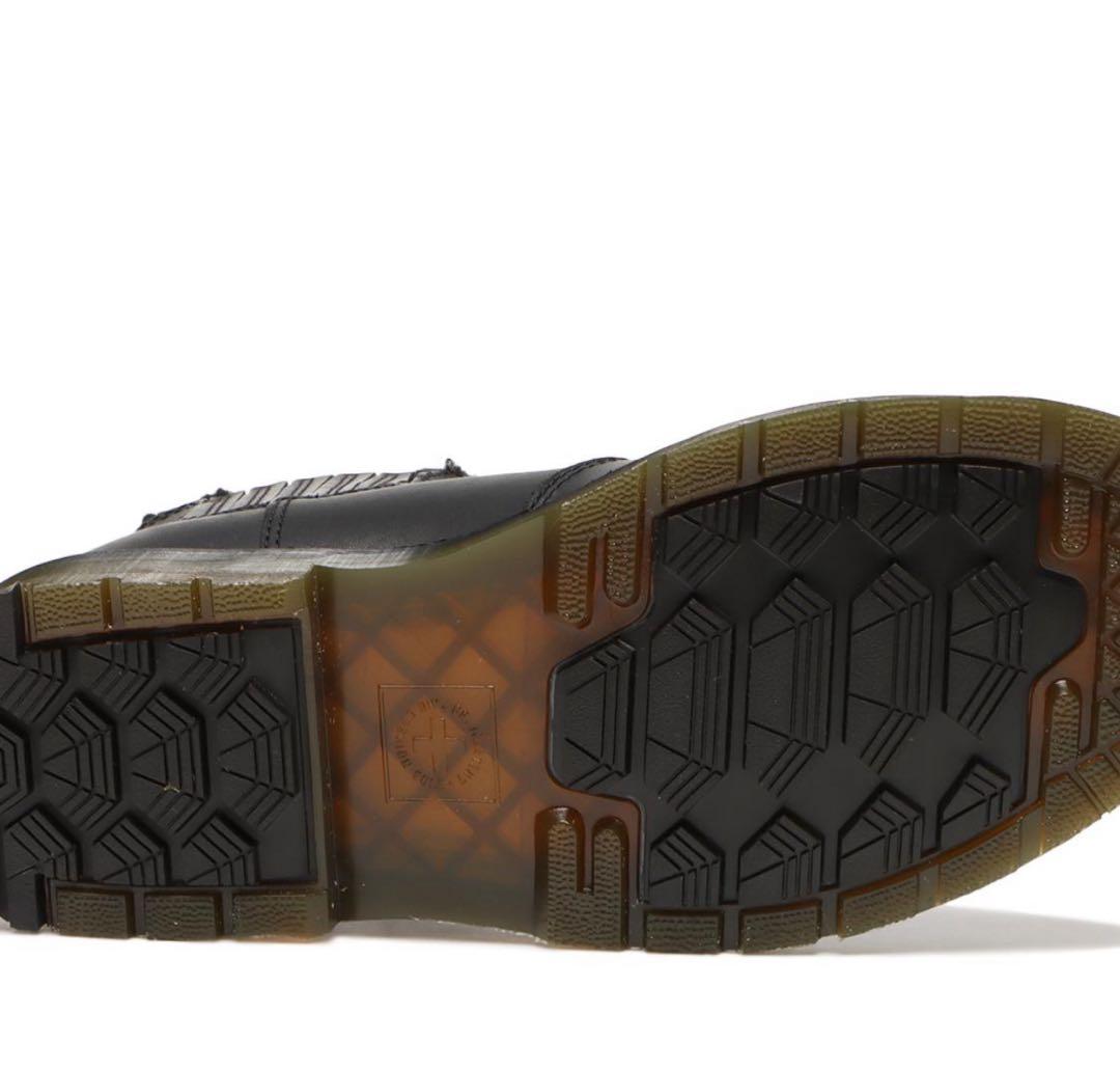 Dr.Martens 2976 チェルシーブーツ ウインターグリップ