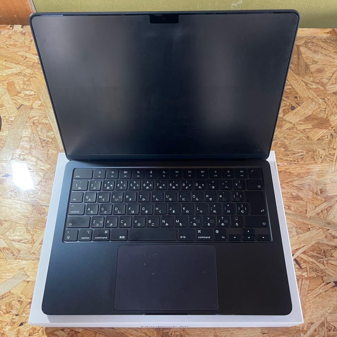 【良品】MacBookAir M2 16GB/SSD256GB A2681