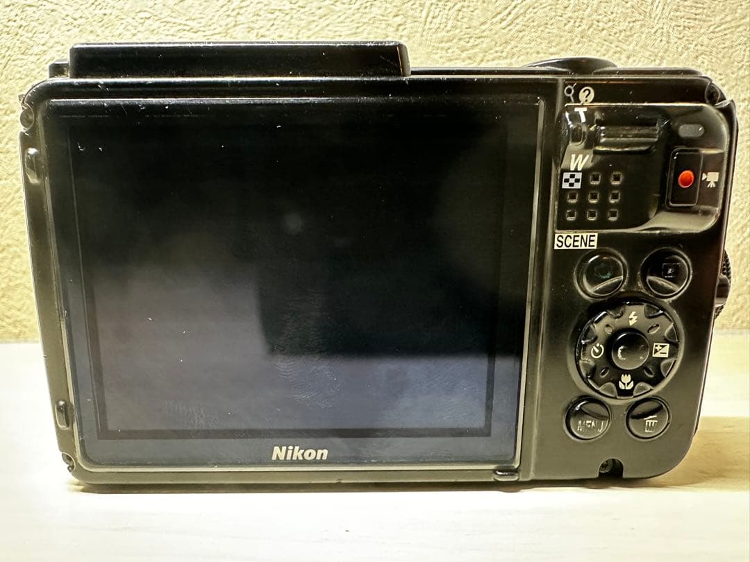 美品 Nikon COOLPIX AW130 オレンジ コンパクトデジタルカメラ