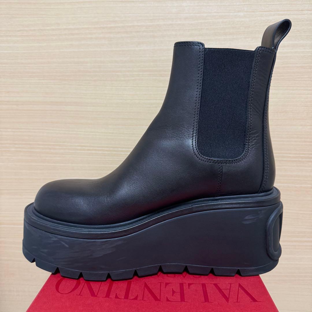 ヴァレンティノ　ショートブーツ　ブラック　厚底　プラットフォーム　37