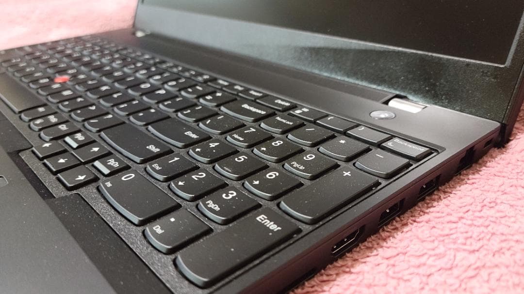 レノボ Thinkpad P15v Gen 3 優れたバッテリーと新しいSSD