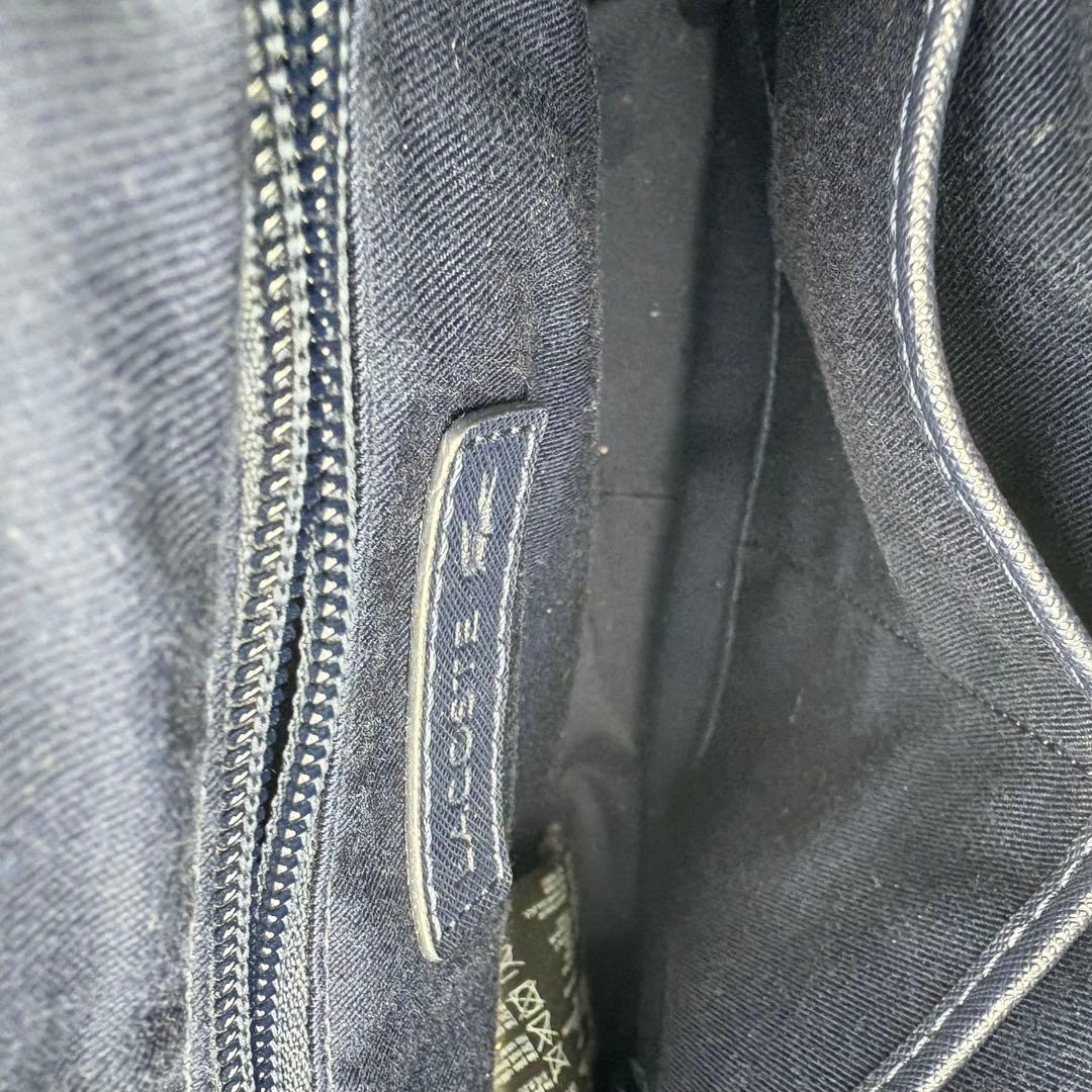 ラコステ　メンズクラシック　スリムフラップサッチェルバッグ