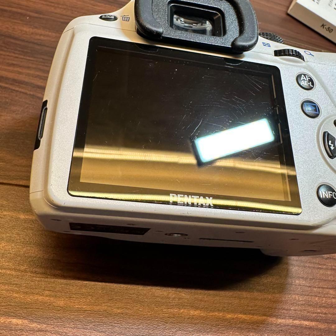 PENTAX K-50 レンズキット ホワイトレッド 2768