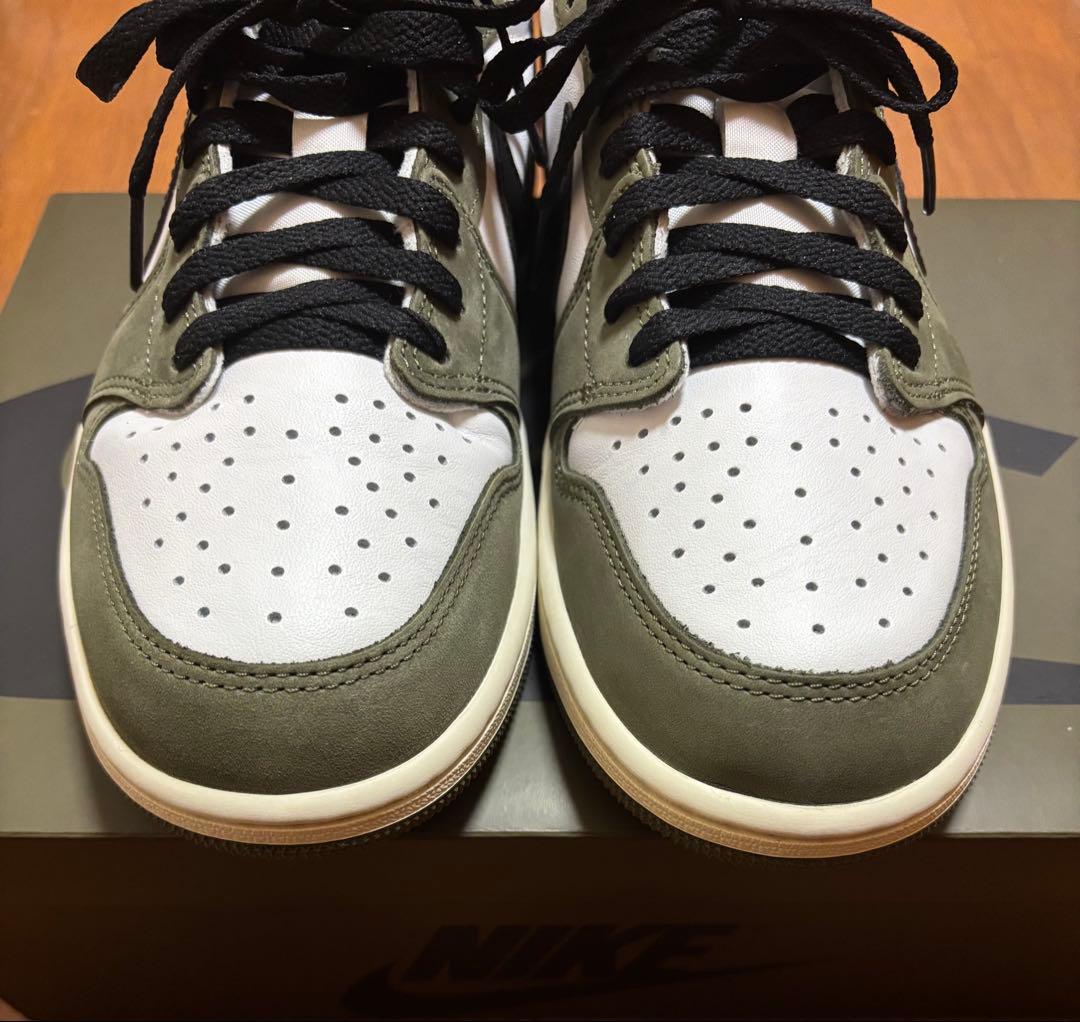 エア ジョーダン 1 レトロ LOW OG オリーブホワイト