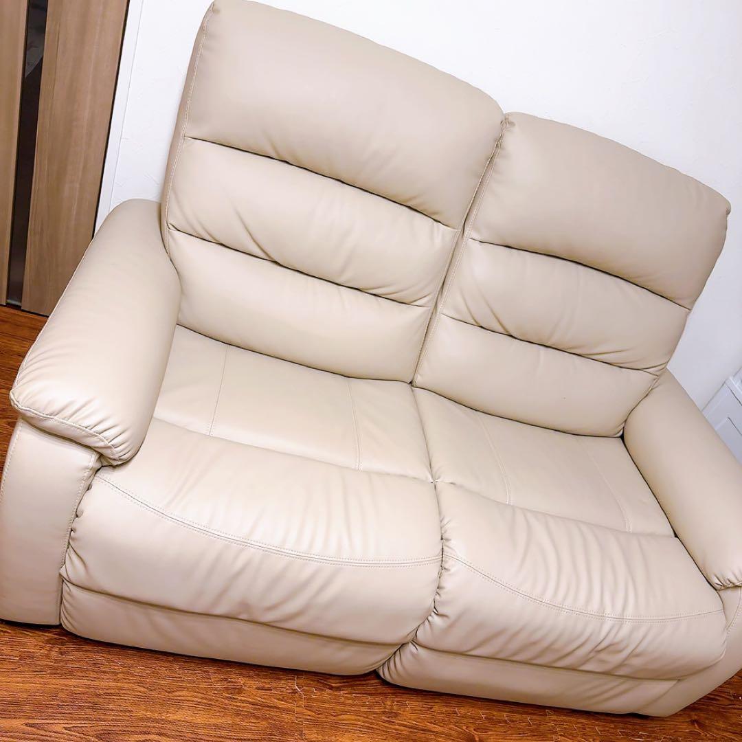 送料込✩︎ ニトリ　ベージュ 2人掛けリクライニングソファ　美品✩︎