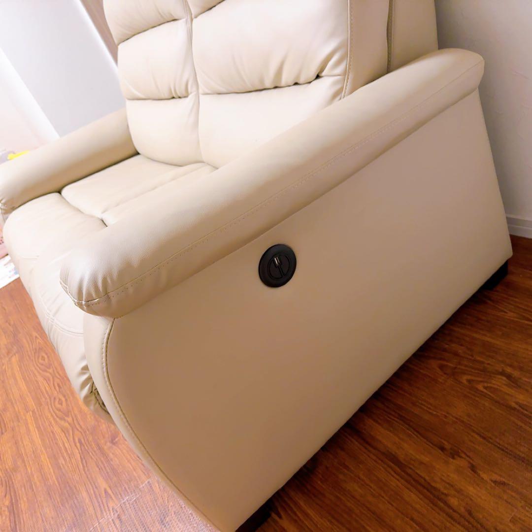 送料込✩︎ ニトリ　ベージュ 2人掛けリクライニングソファ　美品✩︎