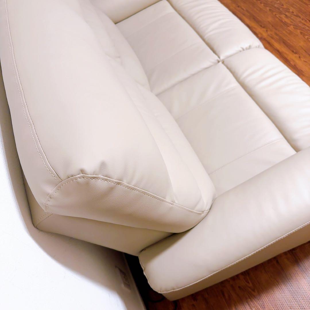 送料込✩︎ ニトリ　ベージュ 2人掛けリクライニングソファ　美品✩︎