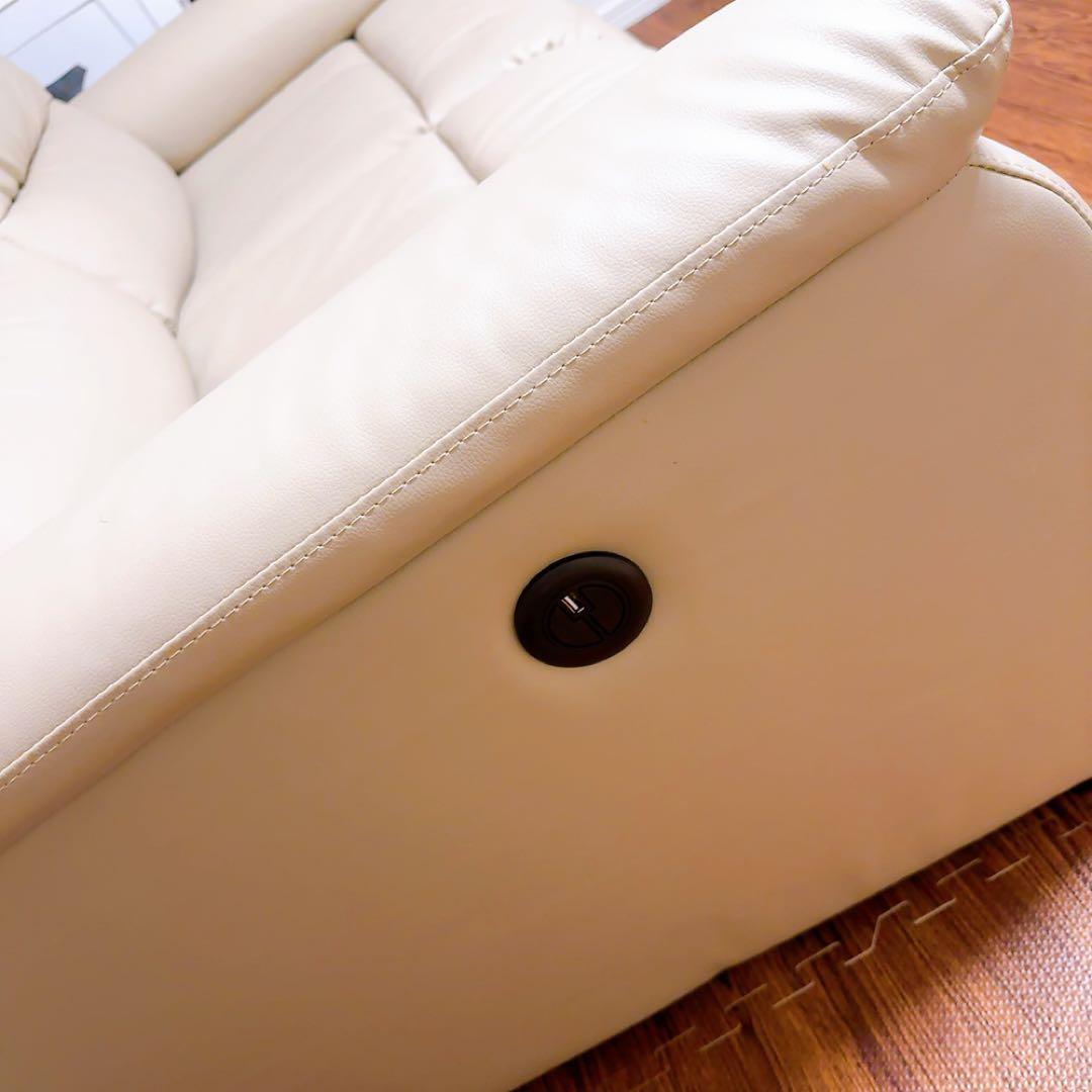 送料込✩︎ ニトリ　ベージュ 2人掛けリクライニングソファ　美品✩︎