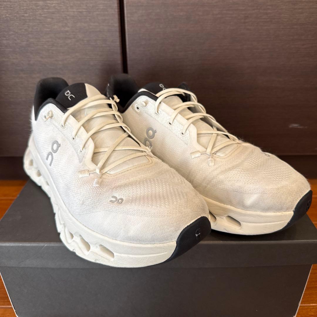 【良品•27cm】オン　クラウドティルト ホワイト