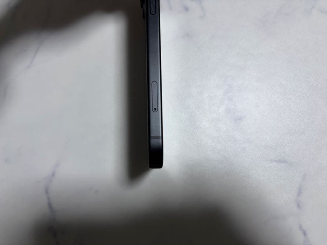 【最大容量95%】iPhone 15 256GB ブラック SIMフリー