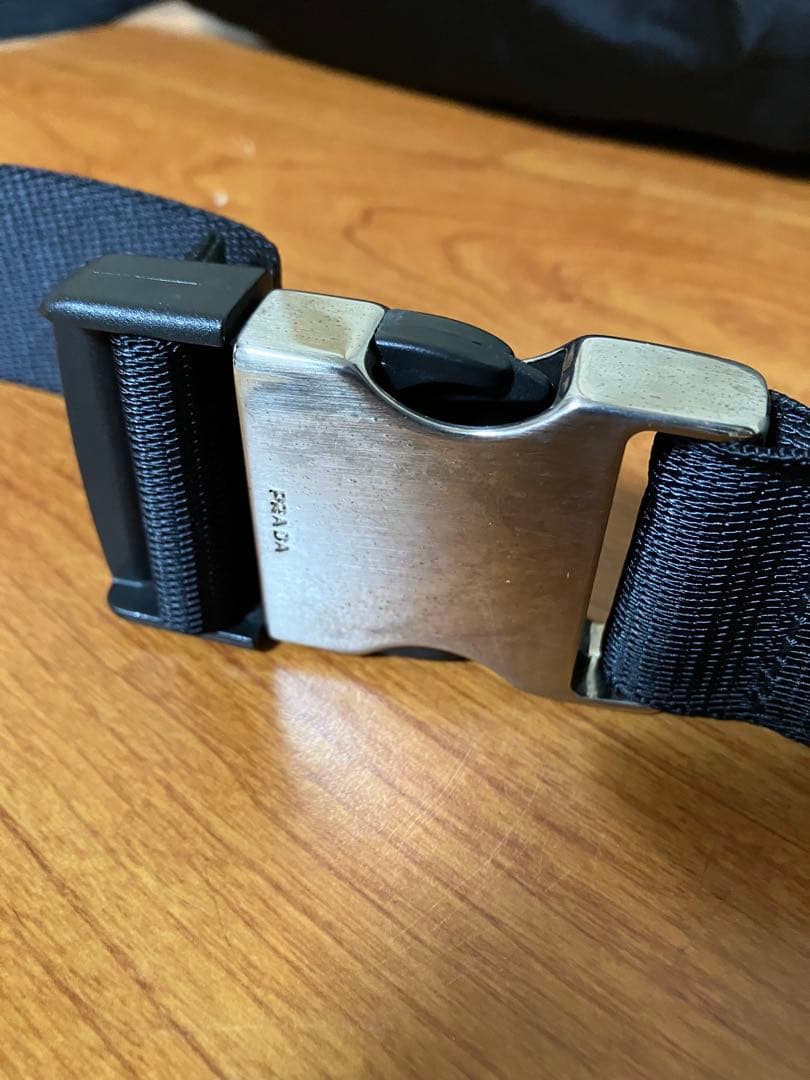 【美品】プラダ PRADA ボディバッグ ウエストポーチ ブラック V132