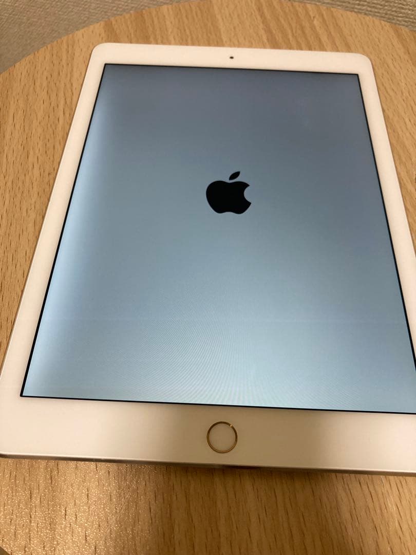 Apple iPad Air 2 wifiモデル64GB本体