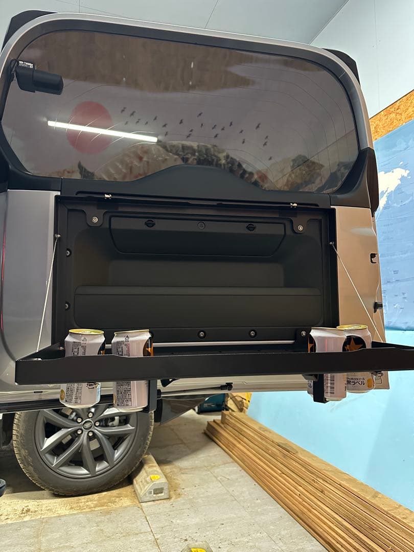 DEFENDER専用 リアゲートテーブル　折りたたみ　カップホルダー付き